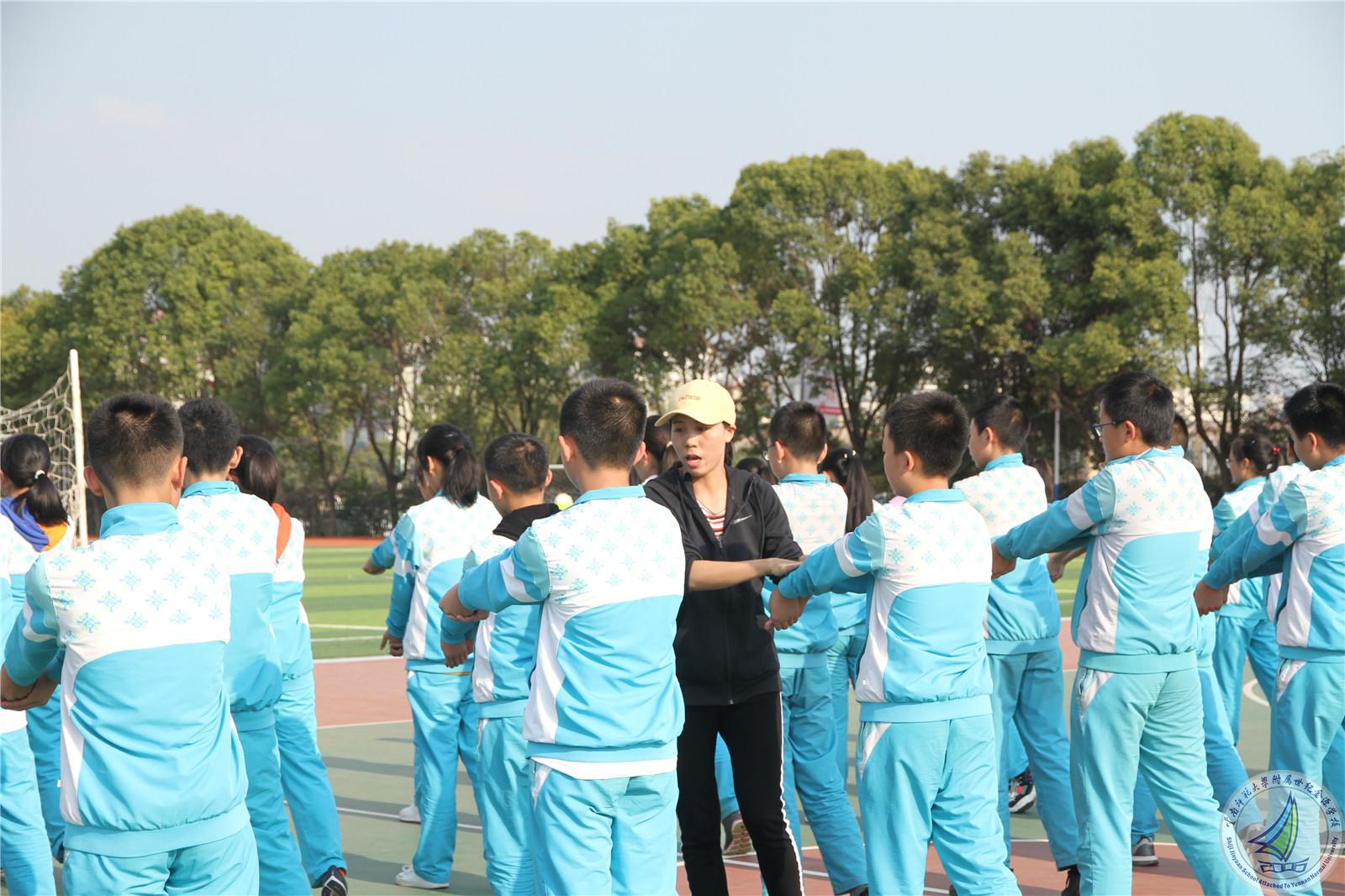 杨绍英.jpg