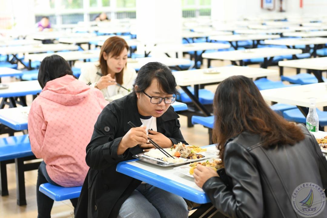 1759051314672078032.jpg 3-2.jpg