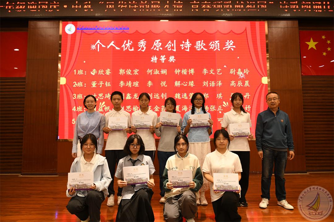 1759234142188088689.jpg DSC_9302.jpg