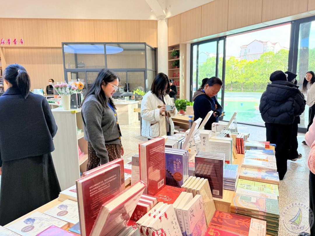 1763025206321025462.jpg 9f8fefdc-04f7-4d31-bae9-427a58d8f73f.jpg