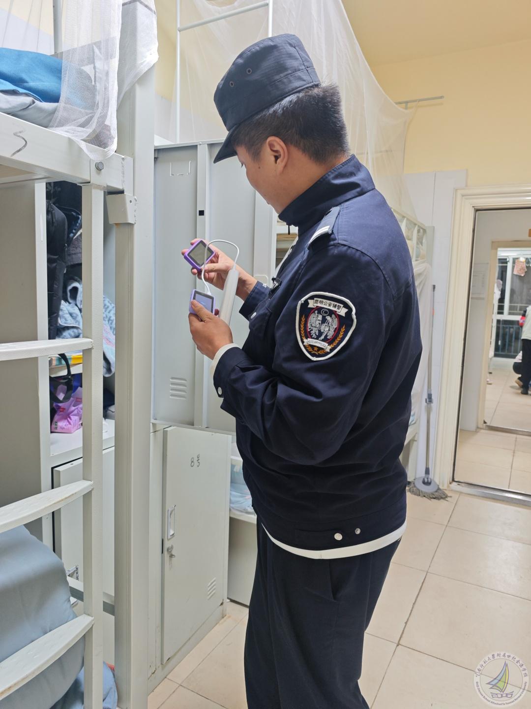 1763561800012028884.jpg 2.jpg