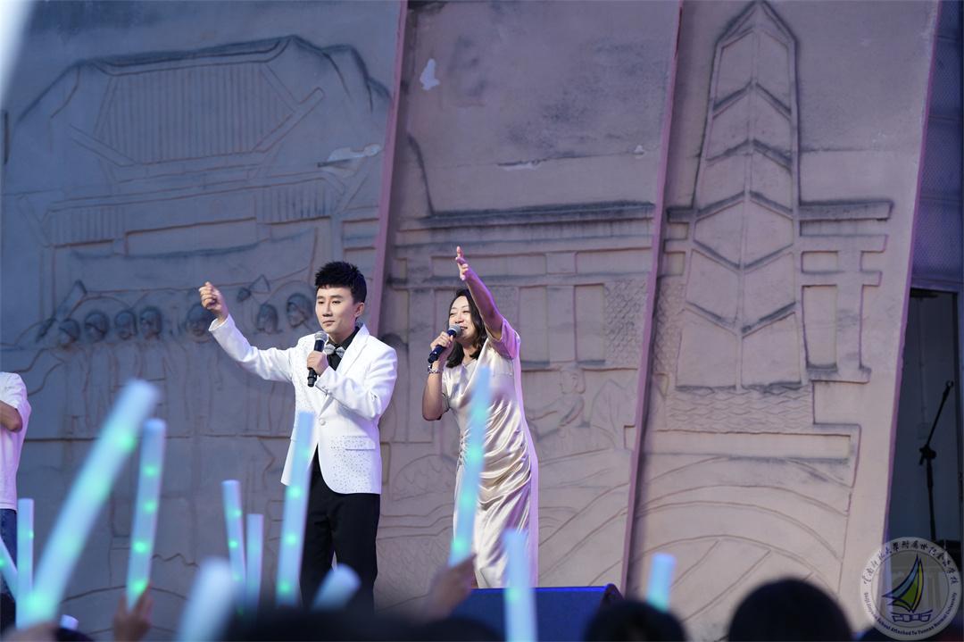 1780484382726009380.jpg 闪耀少年3.jpg